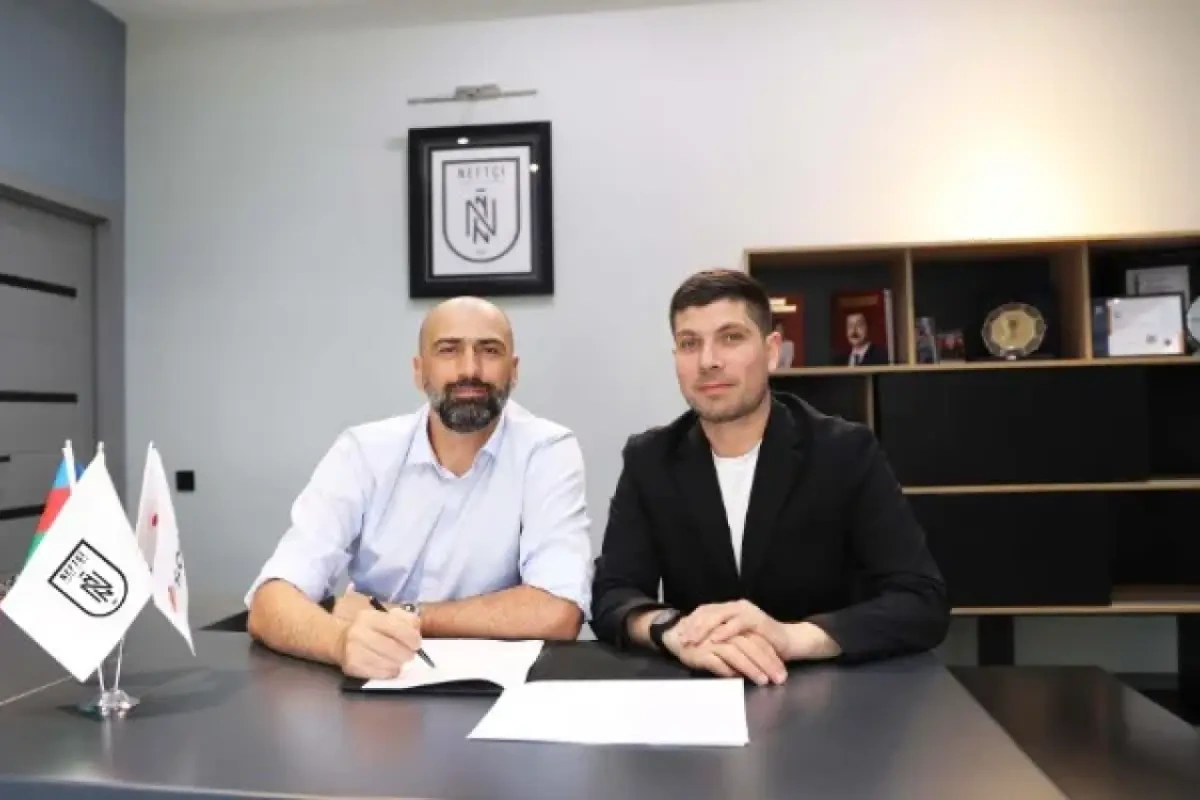 “Neftçi"yə yeni baş məşqçi təyin olundu