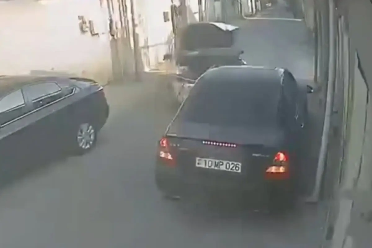 Zabratda qəribə yol qəzası - Video