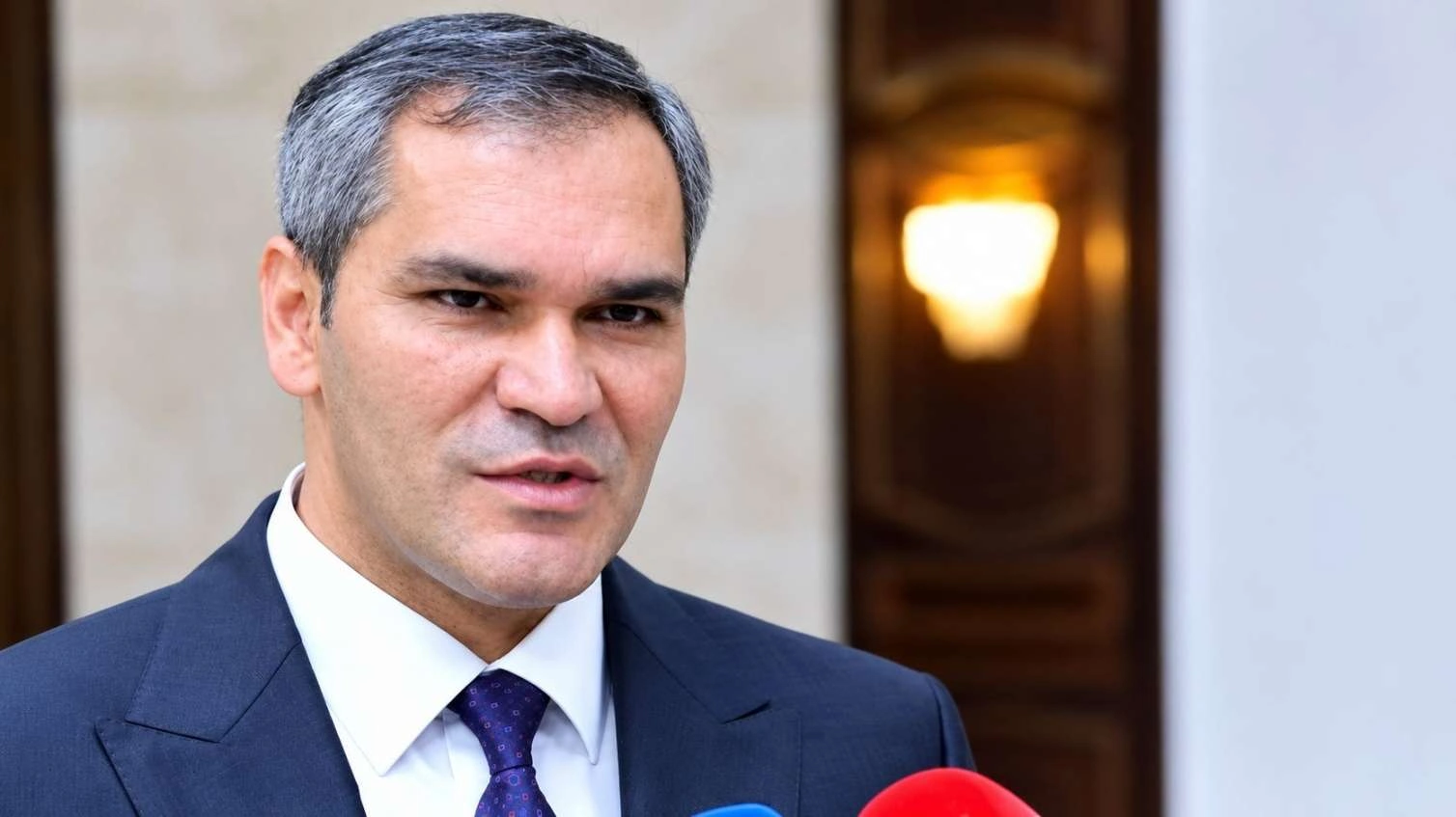 Milyonluq mülkləri ilə gündəmə gələn deputat