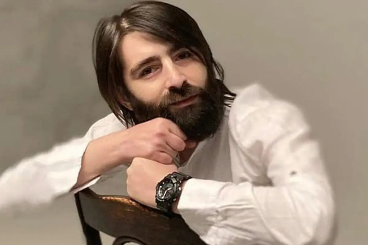 Elşad Xosenin vəziyyəti ağırdır