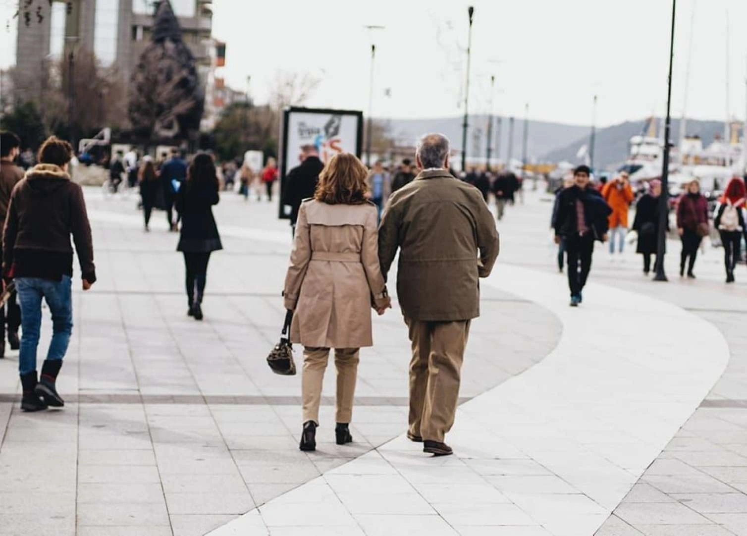 İş axtaran 50 yaşdan yuxarı şəxslərə şad xəbər: məhdudiyyət aradan qalxır?