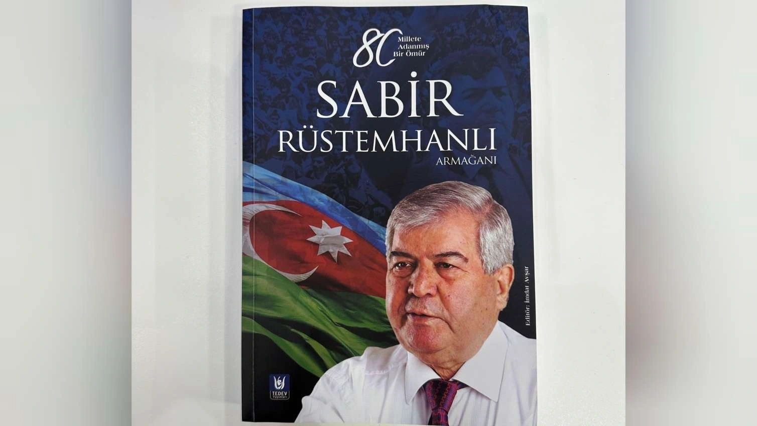 Türkiyədə Sabir Rüstəmxanlı haqqında kitab nəşr olundu
