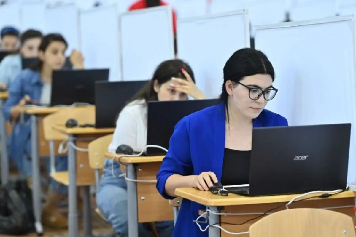 Müəllimlərin DİQQƏTİNƏ: Yerdəyişmə üzrə vakansiya seçimi başlayır