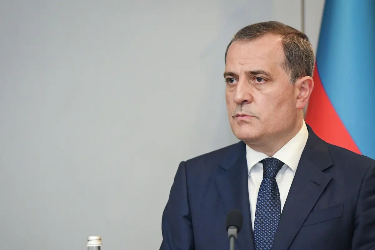Ceyhun Bayramov Rusiyaya getdi