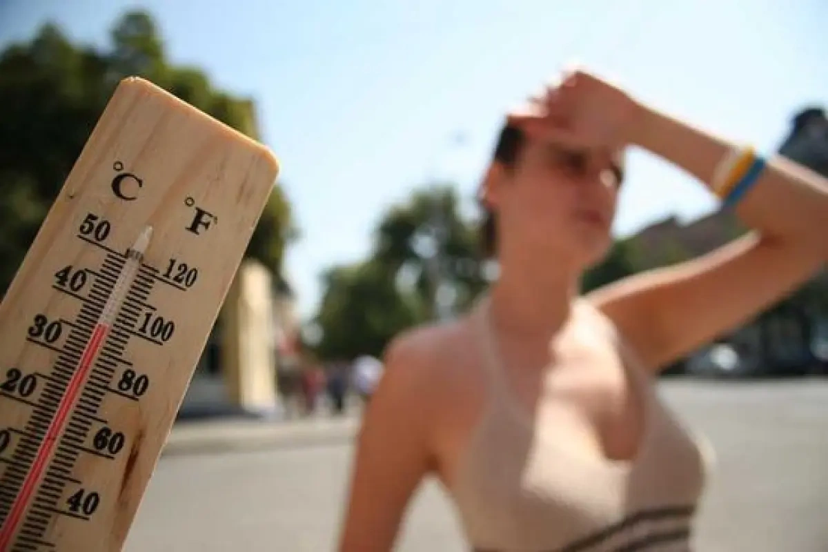 İngiltərədə qırmızı həyəcan: Temperatur 40 dərəcəyə çata bilər