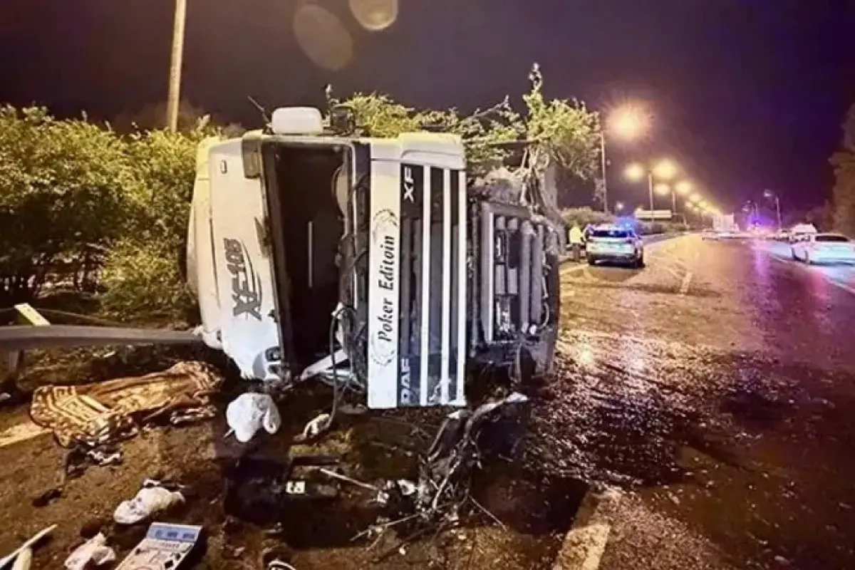 Türkiyədə azərbaycanlı sürücünün idarə etdiyi TIR aşdı - FOTOLAR