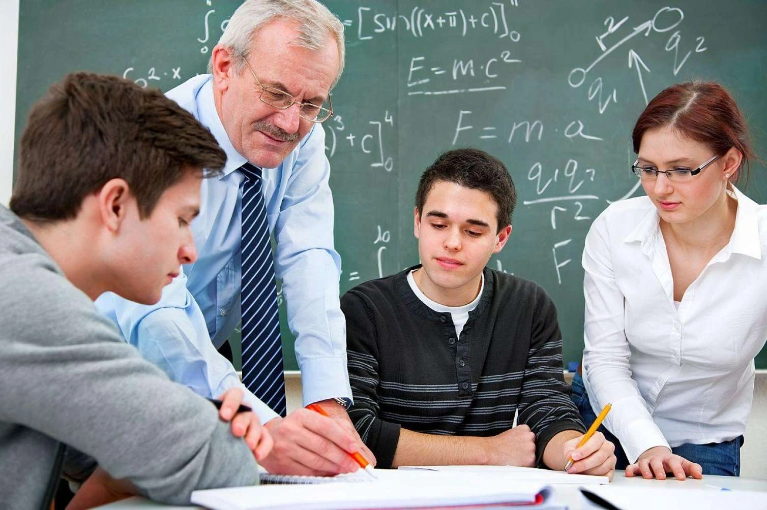 Məktəblərdə sistem dəyişir: Repetitorluğa son qoyulur?