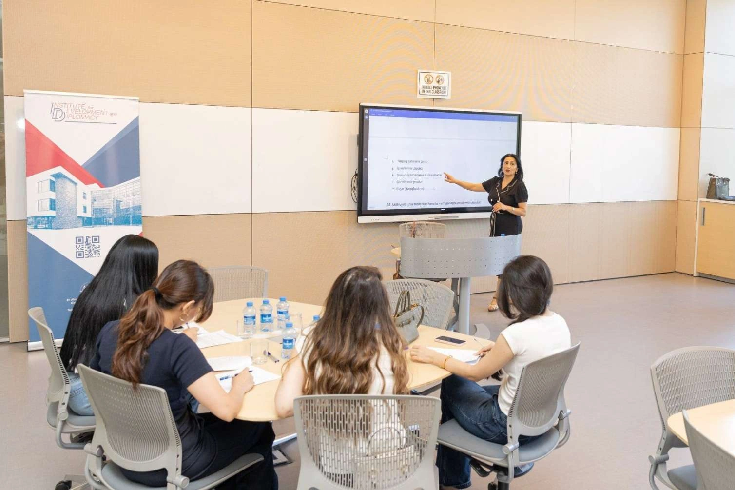 “Böyük Qayıdış” Proqramı çərçivəsində məcburi köçkünlər arasında sorğu layihəsinə start verilib