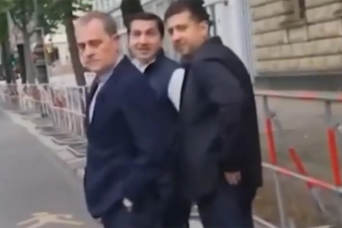 Ceyhun Bayramov və Hikmət Hacıyev təxribatçı suallara belə cavab verdi - Video