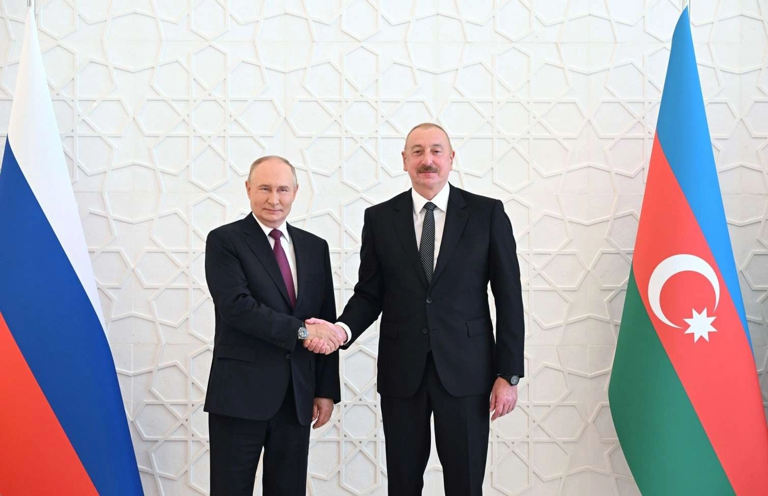 Putin İlham Əliyevə zəng etdi