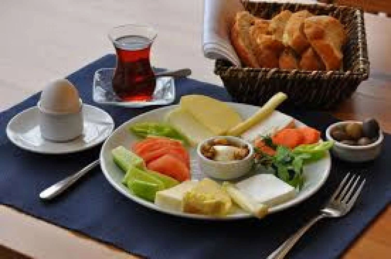 Qan şəkərini sabit saxlamaq üçün ən yaxşı səhər yeməyi