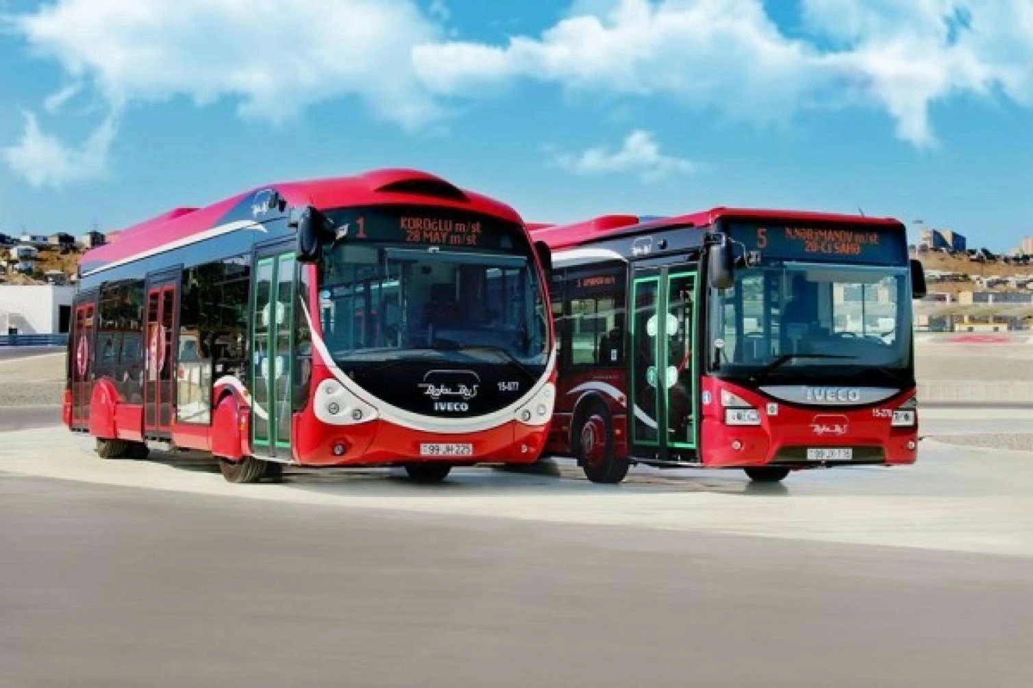 "BakuBus" sürücüləri avtobus zolağını bəyənməyib yarışa çıxdılar