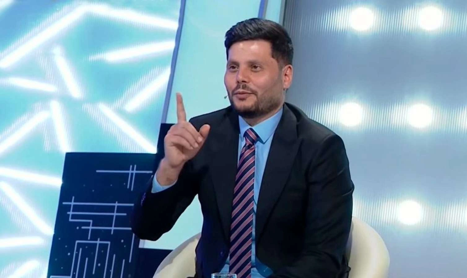 Zaur Kamal ağır qəzaya düşdü: Avtomobili yararsız haldadır