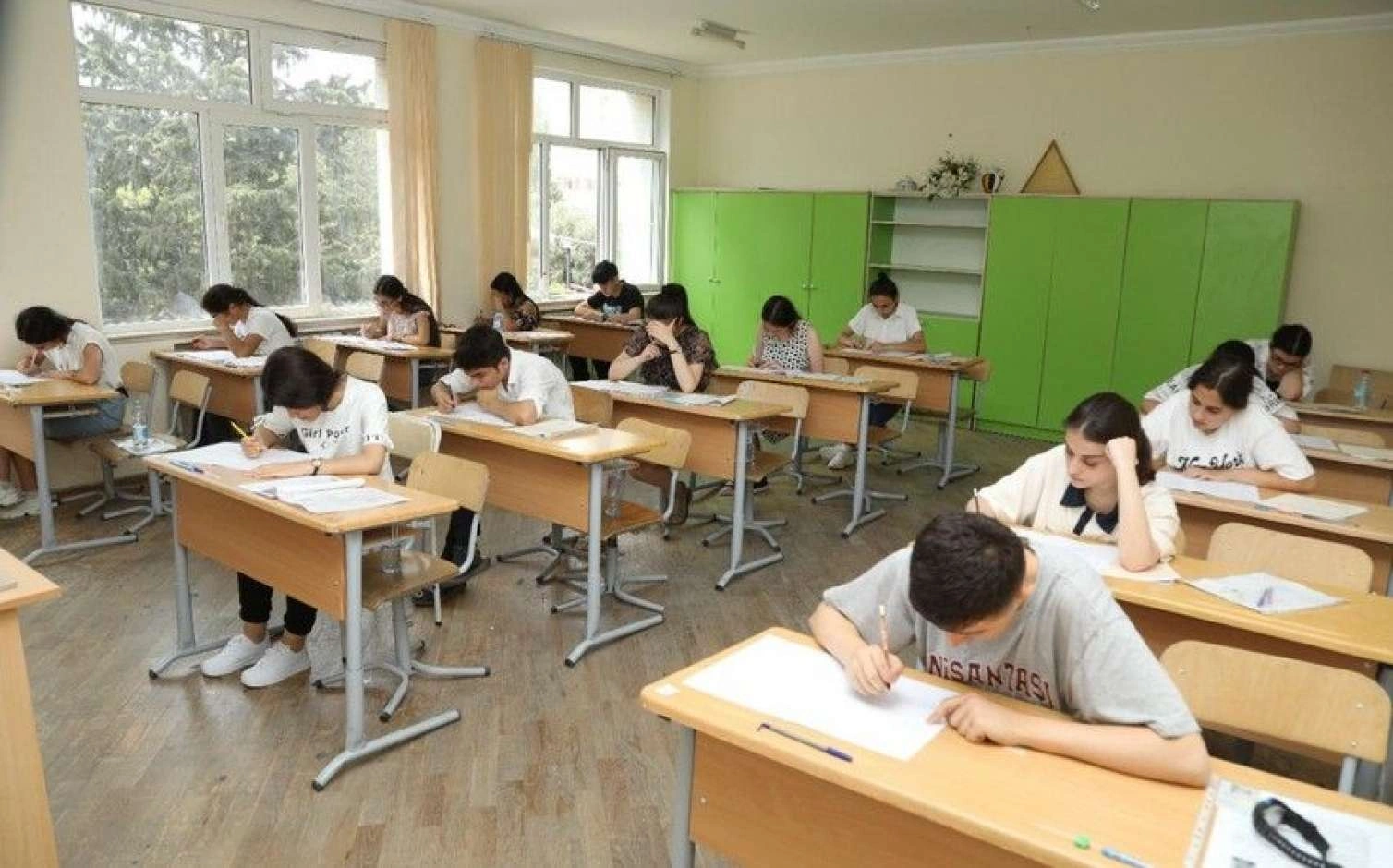Oxuyub-yazmağı bacarmayan 9-cu sinif şagirdlərinin sayı açıqlandı