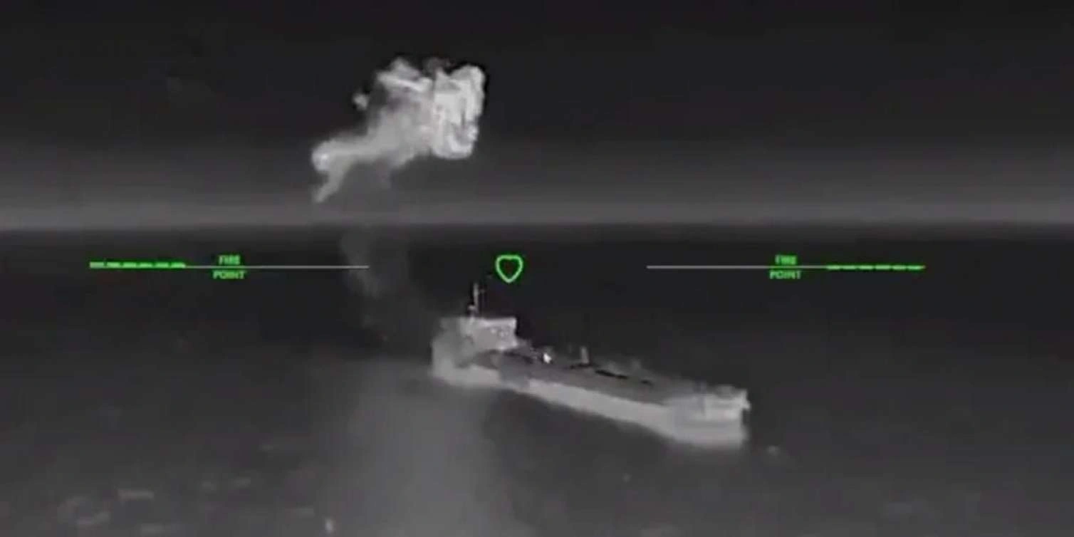 Ukrayna dronları bir gecədə Azov dənizində 28 Rusiya gəmisini vurdu