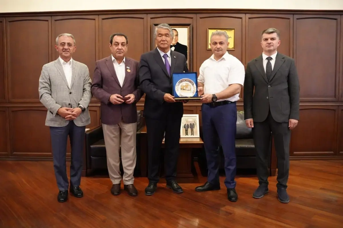Rafiq Həşimov təltif edildi - Fotolar
