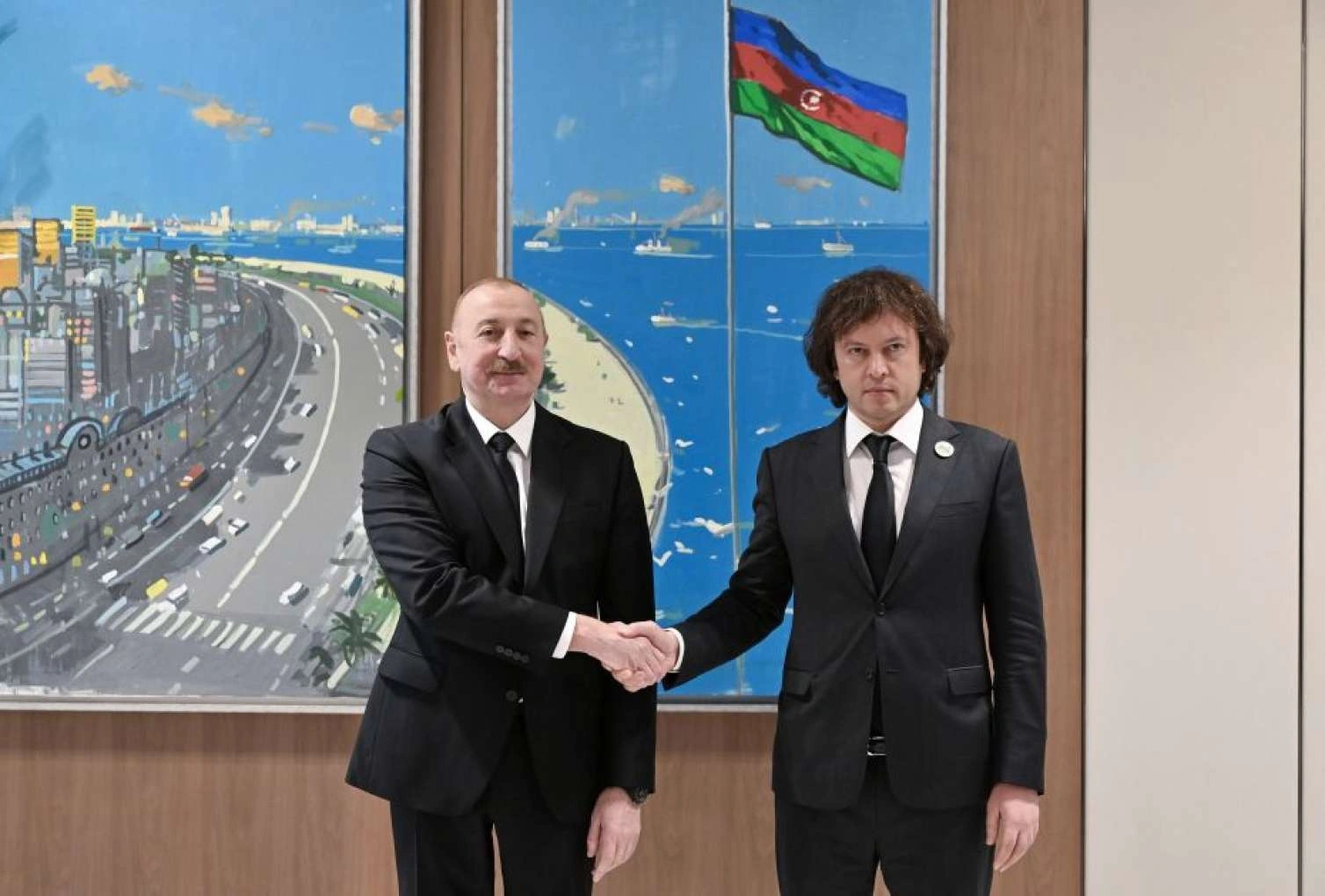 İlham Əliyev Gürcüstanın baş naziri ilə görüşdü