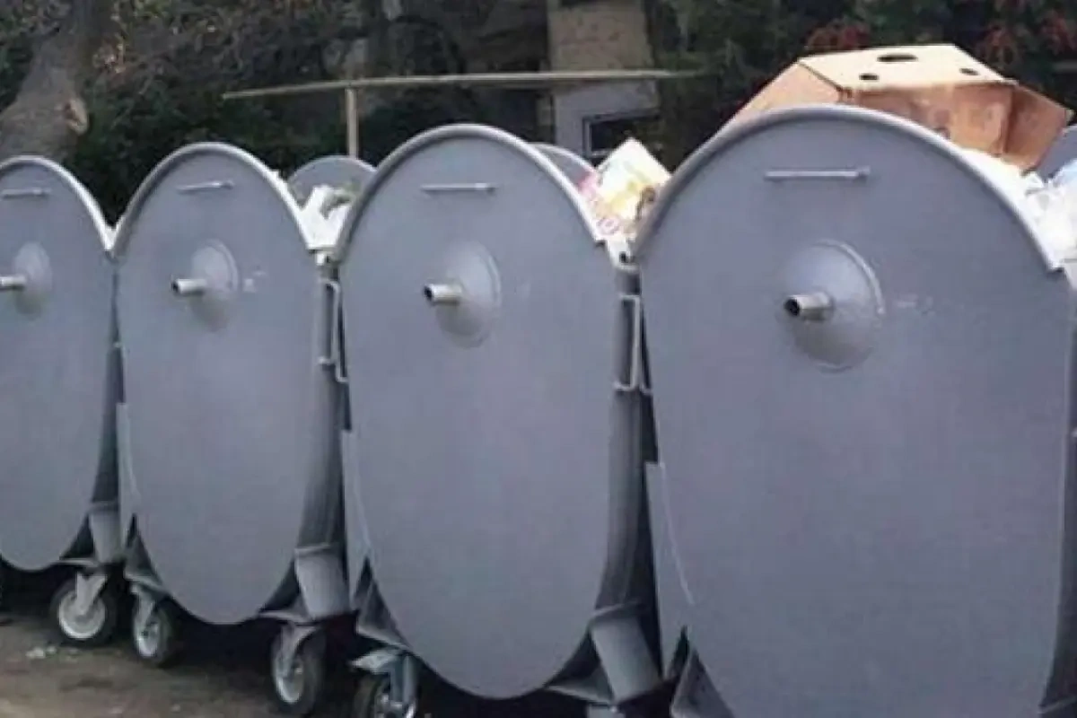 İdarə əməkdaşları zibil yeşiklərini oğurladı - 70 manata satıblar