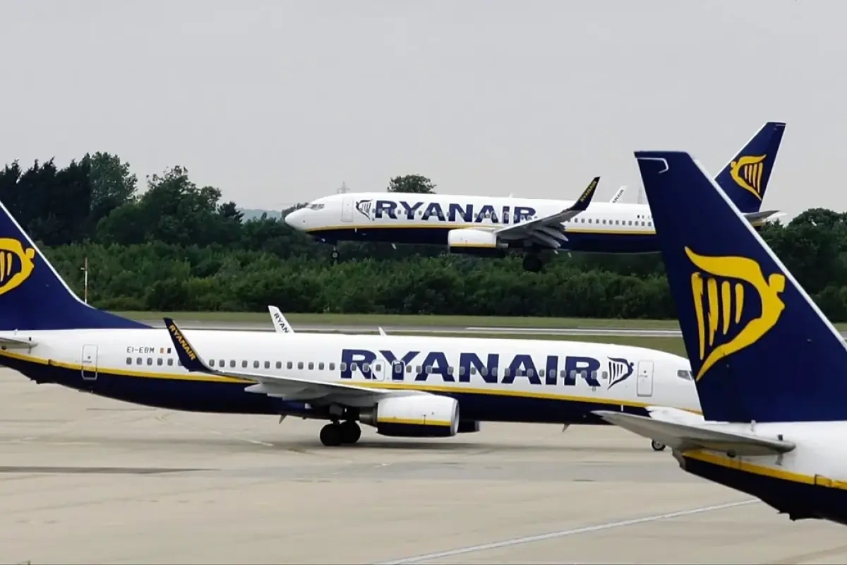 "Ryanair"ə qarşı kollektiv iddia – Yüzlərlə pilot məhkəməyə üz tutdu