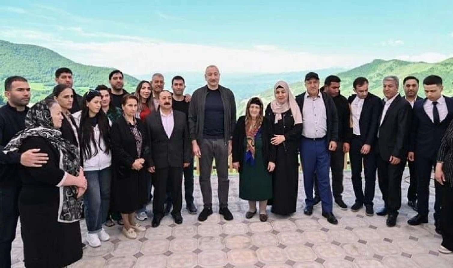 Prezident Şuşaya səfəri ilə bağlı video paylaşdı