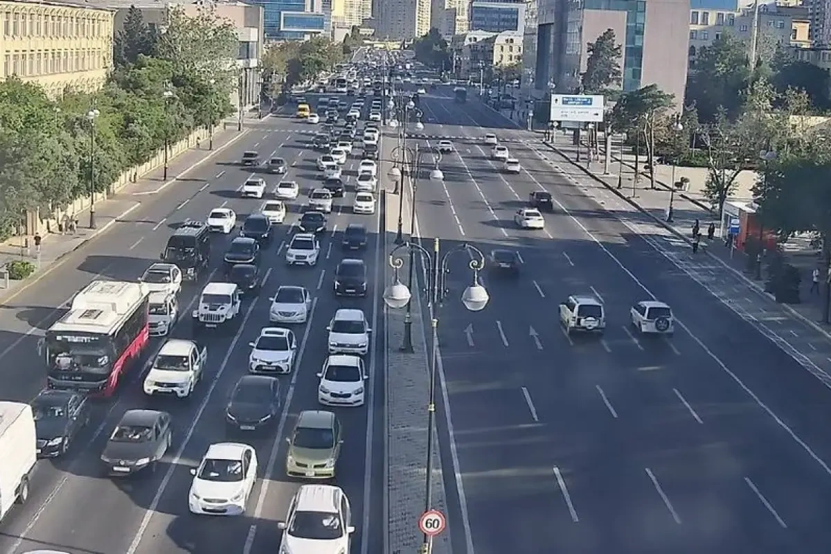 Bu yollarda tıxac var - DİQQƏT