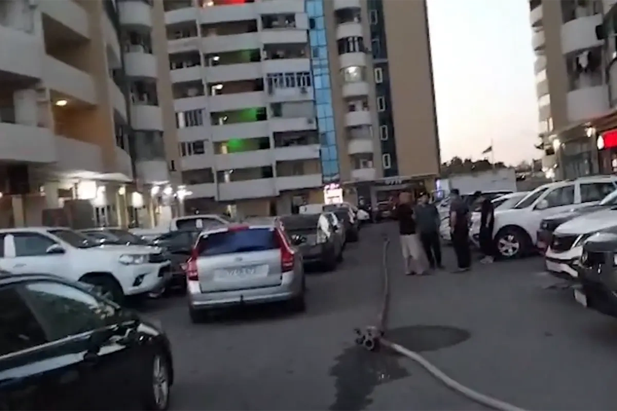 Nazirlikdən avtomobillərini nizamsız park edənlərə - Müraciət - Video