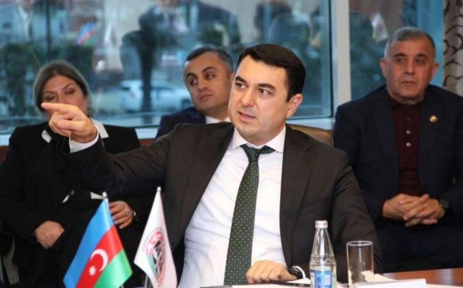 Adil Kərimli bu iddiaları rədd etdi