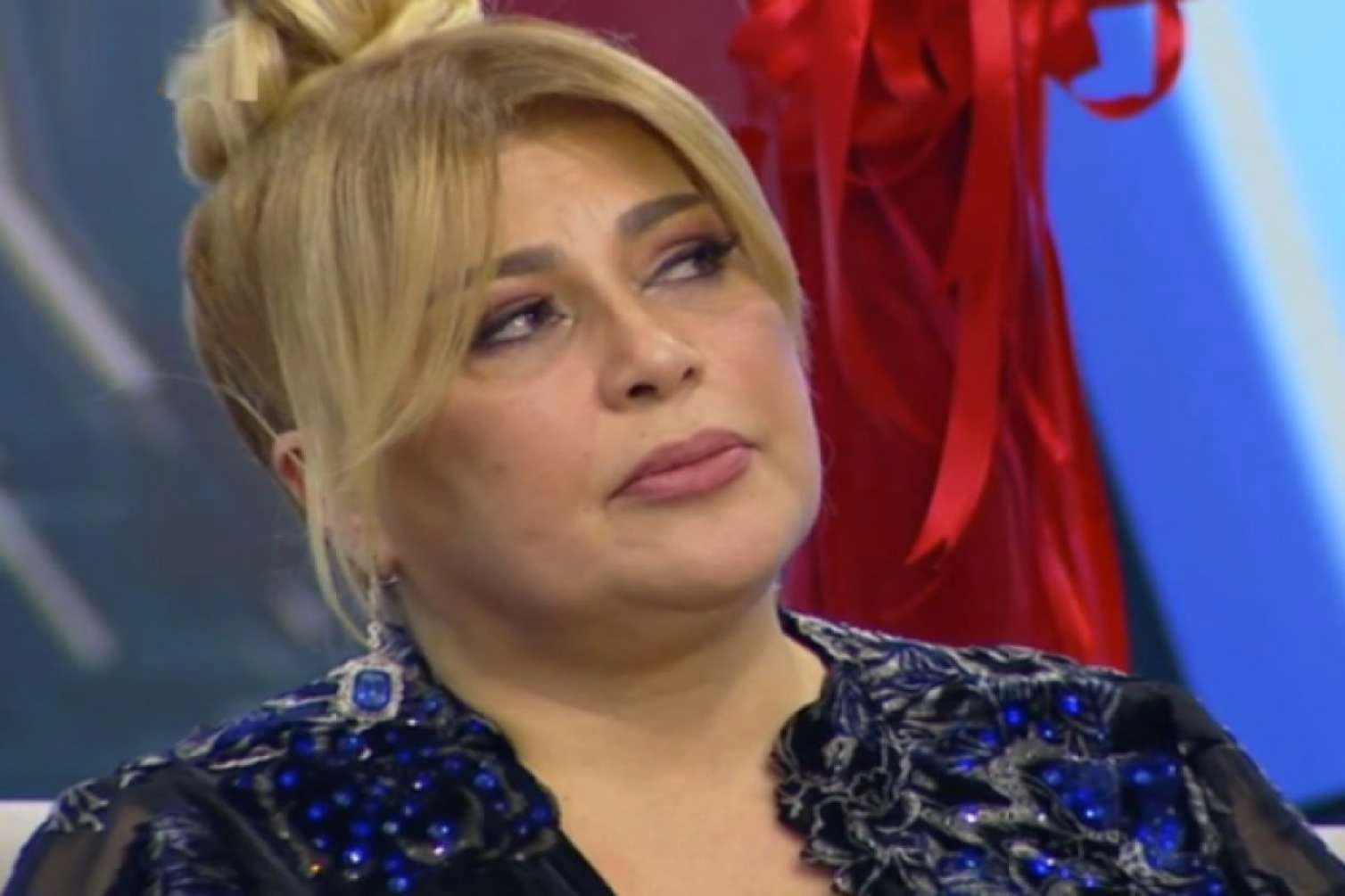"100 min dollarlıq qolbağı itirdim, stresdən tanınmaz hala düşdüm"