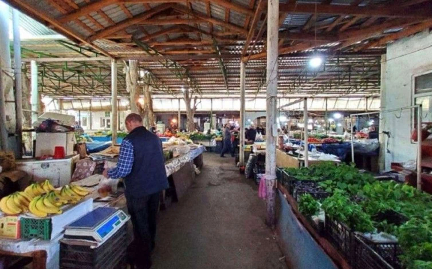Bakıdakı bazarlar bağlanacaq? -