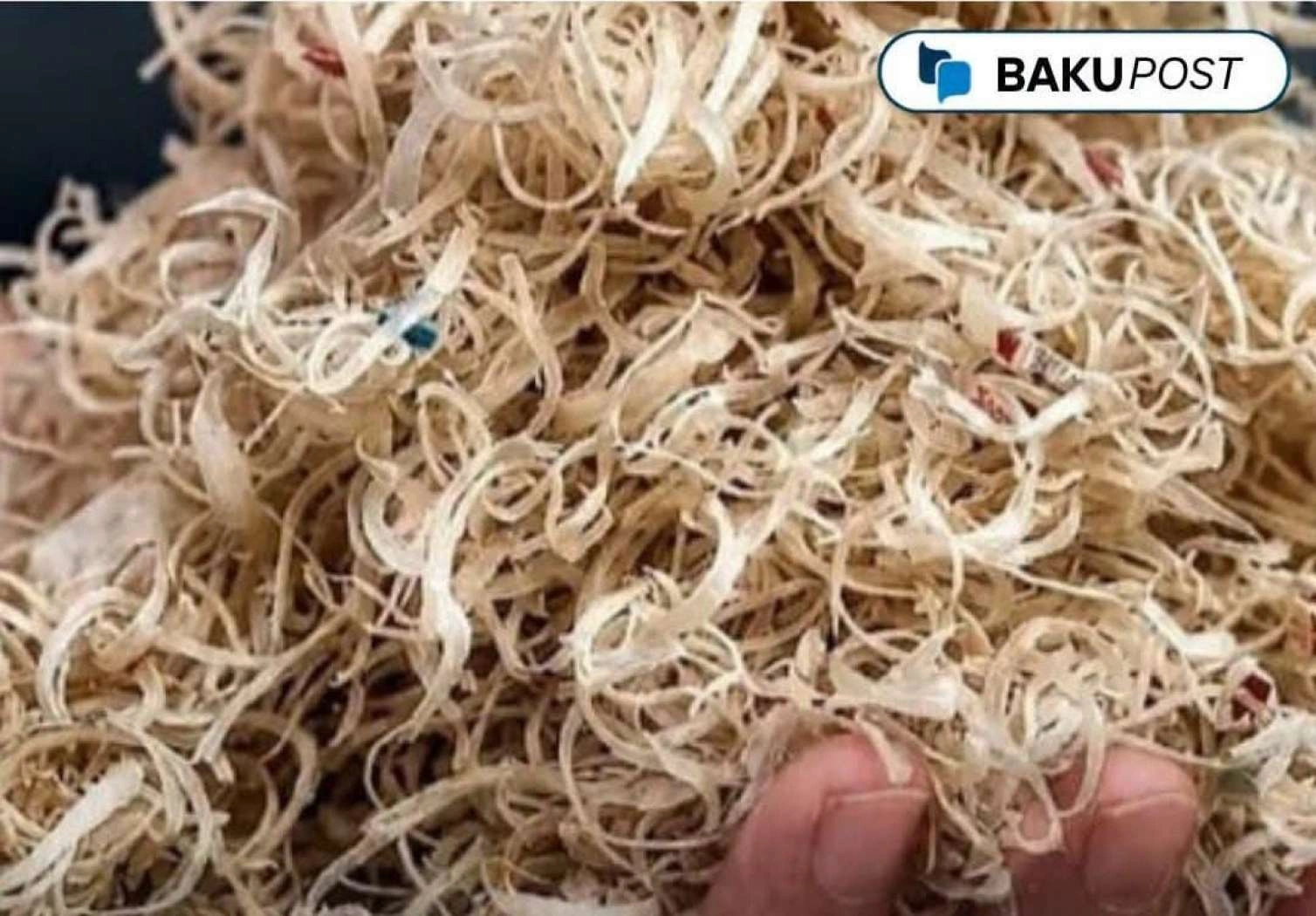 Uşaqlıqdan bəri kəsdiyi dırnaqları dərman olaraq satdı - Kilosu 37 manata