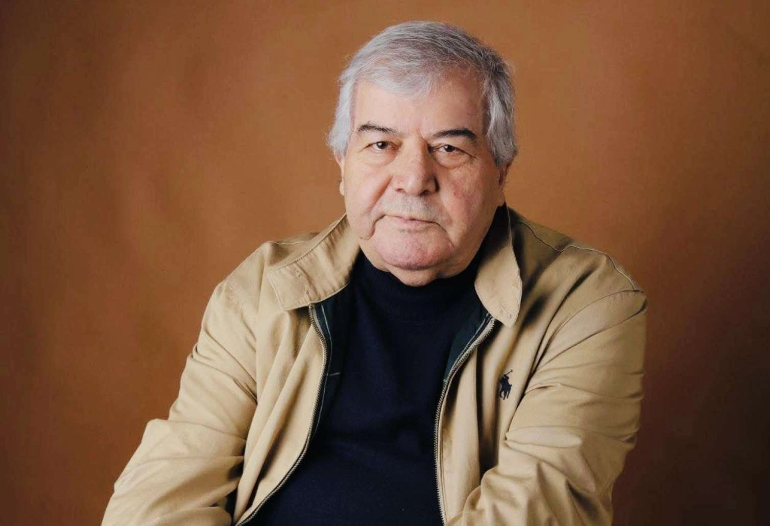Sabir Rüstəmxanlı: Bu adın, bu odun işığını tutub gəlmişik…