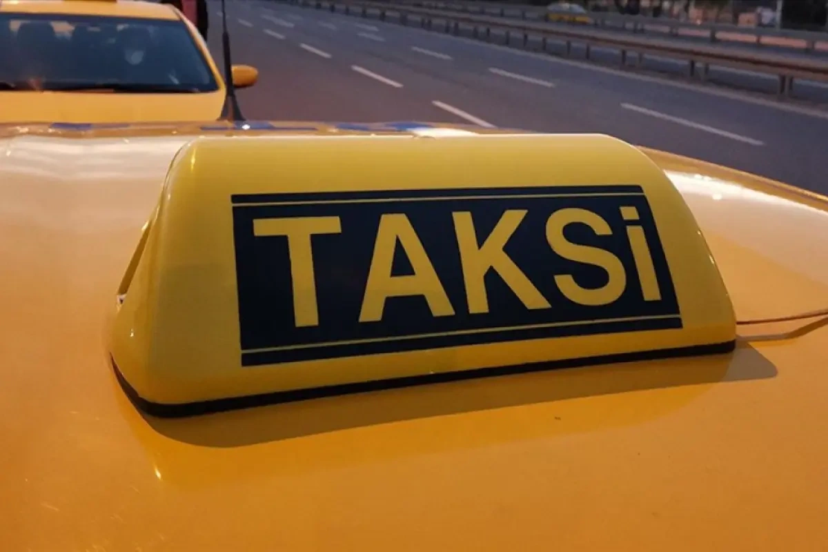Rusiyada benzin böhranı - Taksi sürücüləri işə çıxmır