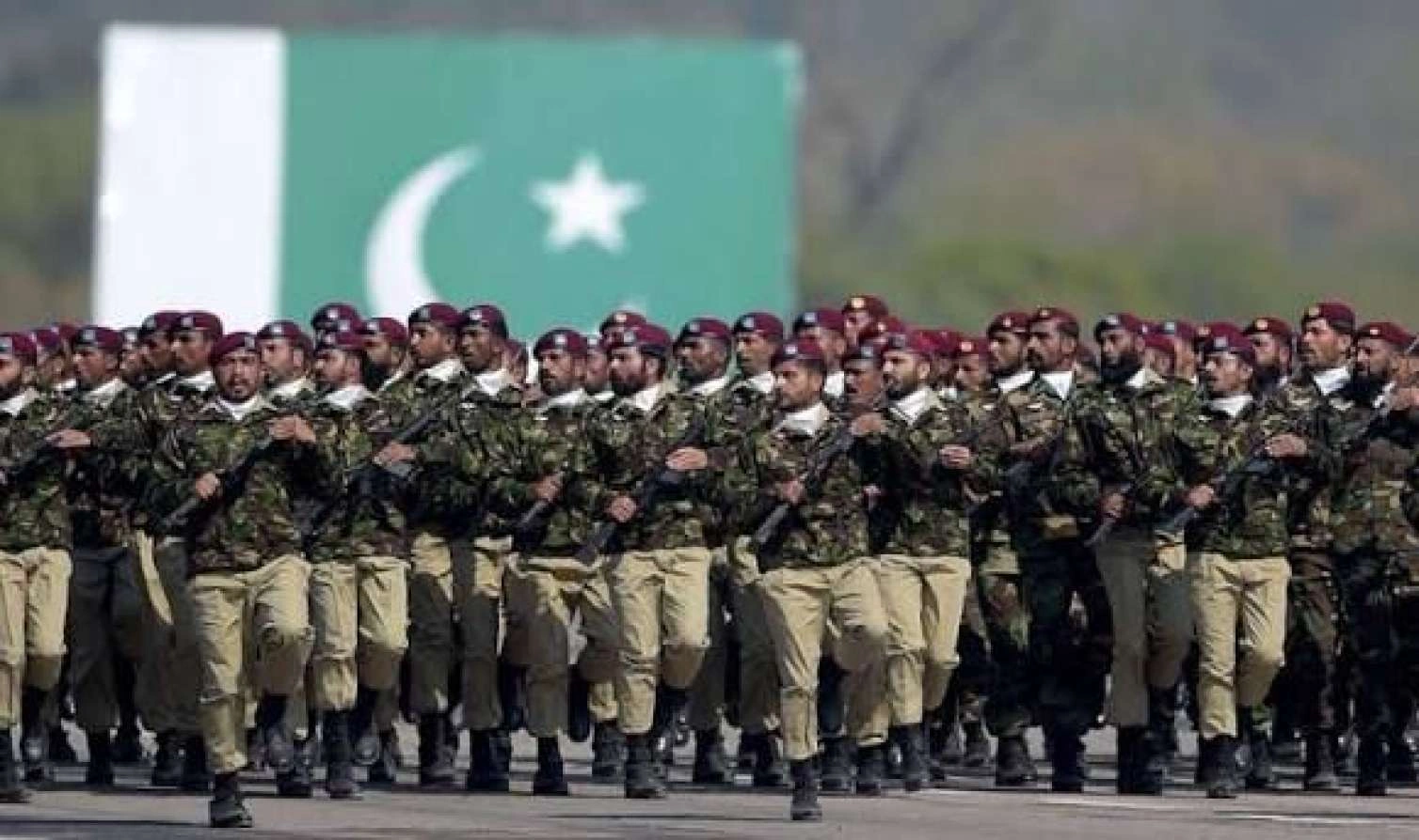 Pakistan ordusu Yaxın Şərqdə ABŞ əsgərlərini əvəz edir?