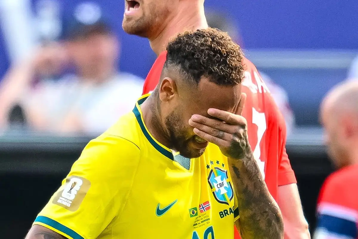 Braziliya Norveçə uduzdu, Neymar ağladı