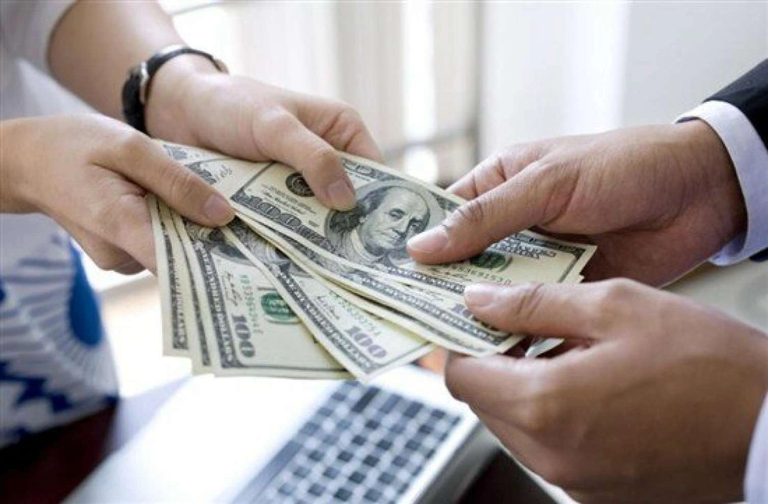 Problemli kreditlər niyə sürətlə artır? – Banklarla bağlı ciddi məqam