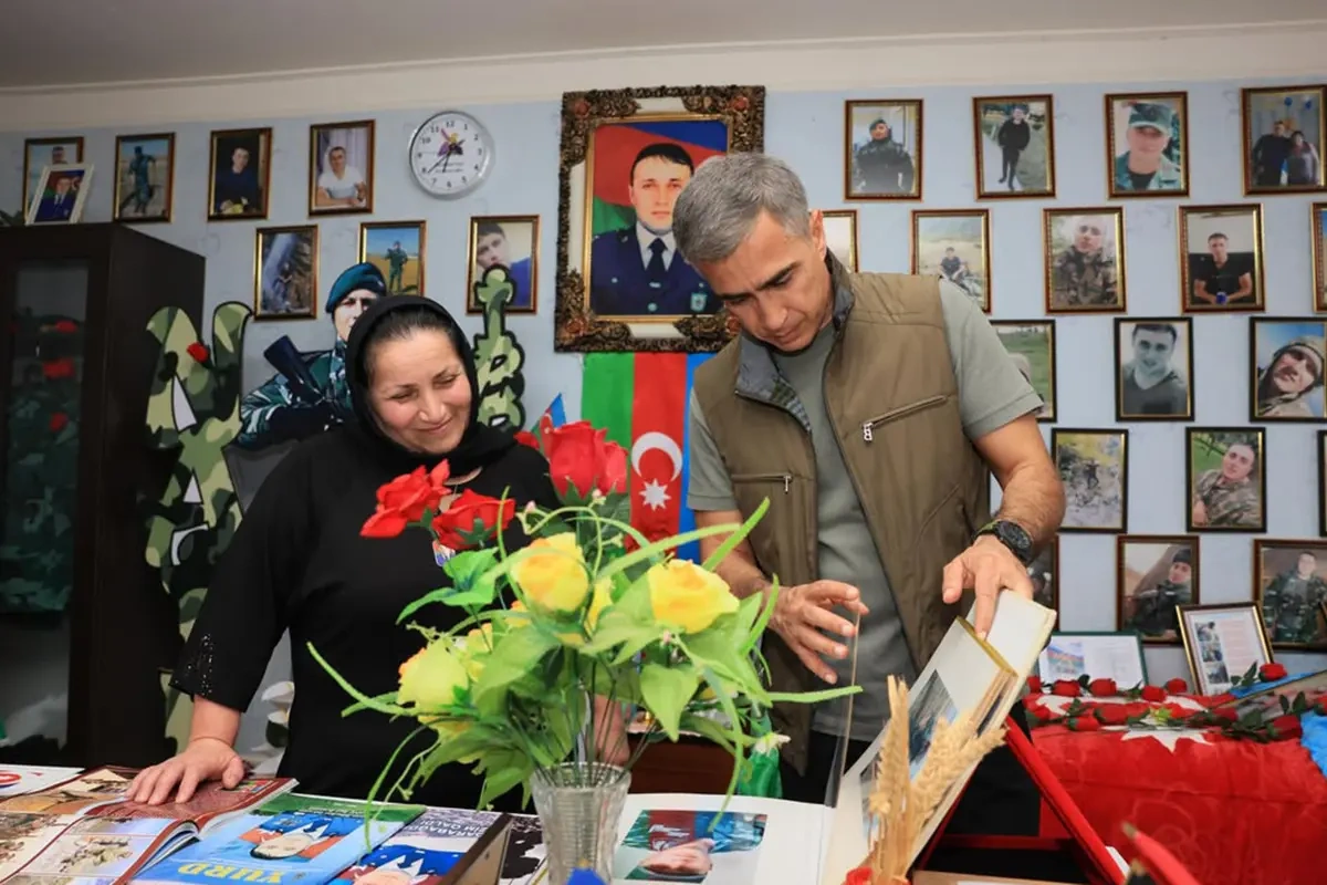 Anar Ələkbərov Oğuzda şəhid ailəsinin qonağı oldu - Fotolar