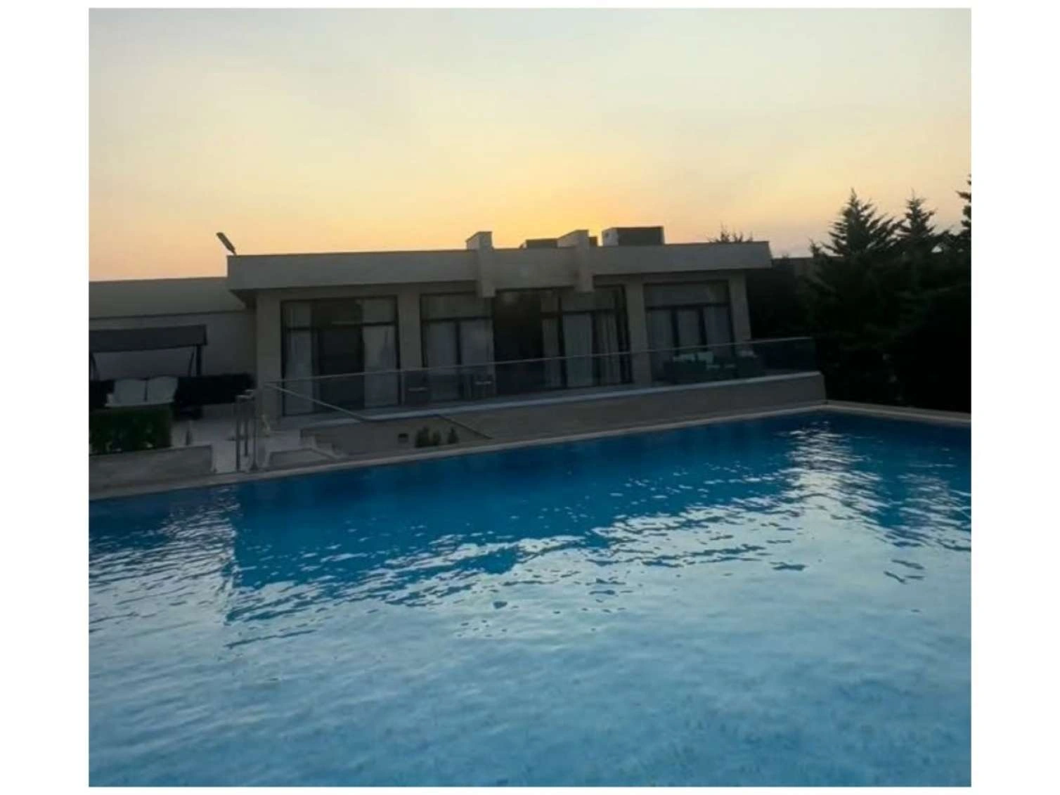Xalq artistinin villasından görüntülər yayıldı