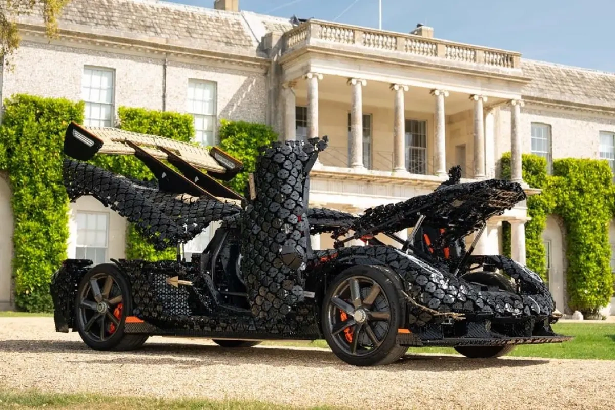 5 milyonluq hiperkarı LEGO-dan yığdılar – FOTOLAR