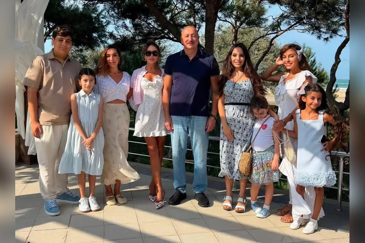 Prezident ailəsinin səmimi - Fotosu