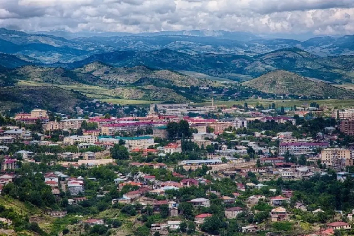 Xankəndidə tapdığı sursatı laqunda ilə evdə doğradı, partlayış baş verdi – ölən var