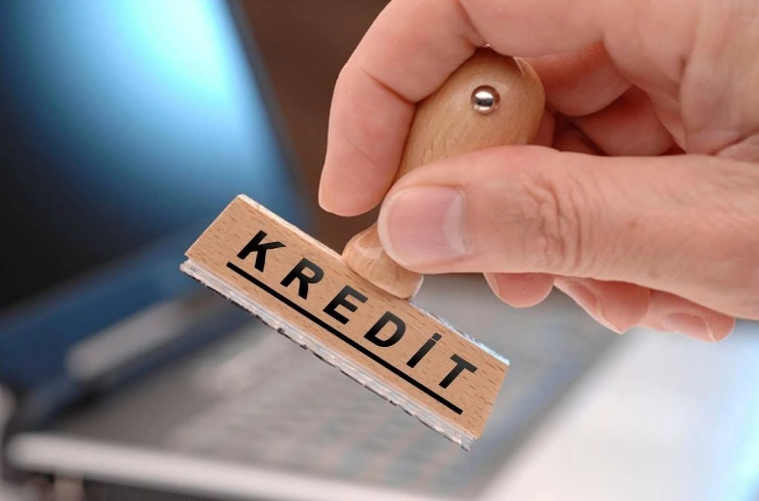 Hansı hallarda xəbəriniz olmadan adınıza kredit götürülə bilər?