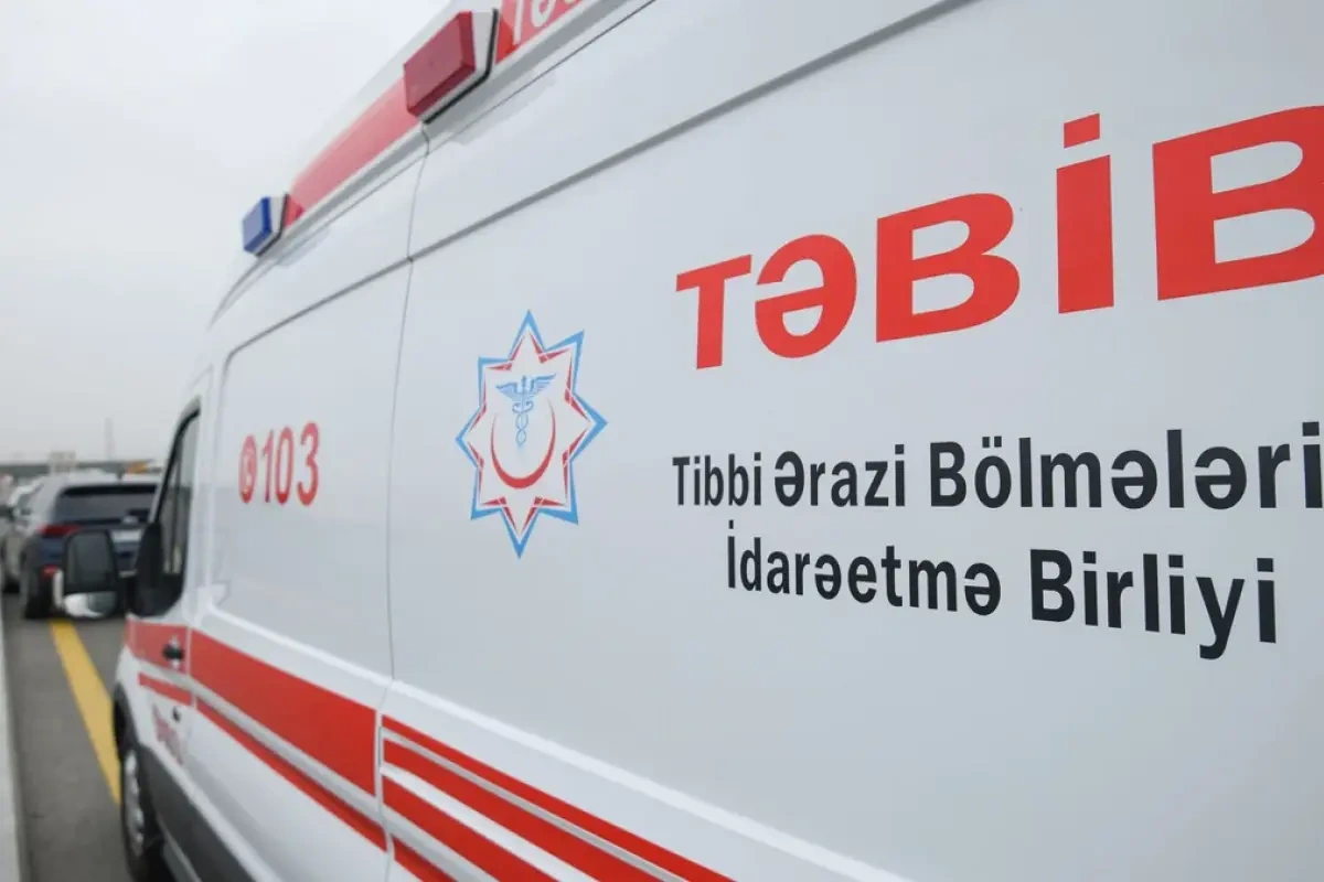 Bakıda DƏHŞƏTLİ AVTOBUS QƏZASI: 20-dən çox şəxs xəsarət aldı - VİDEO