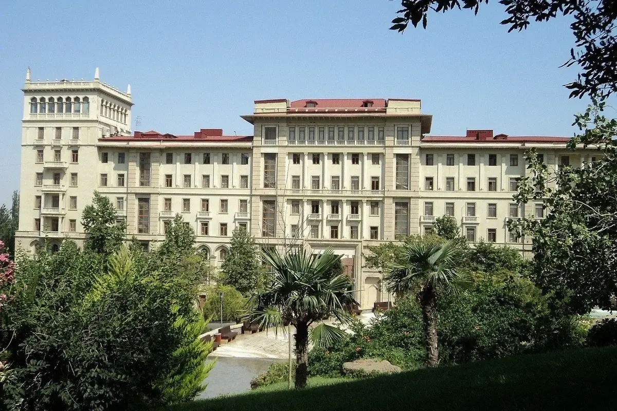Baş nazir qərar imzaladı