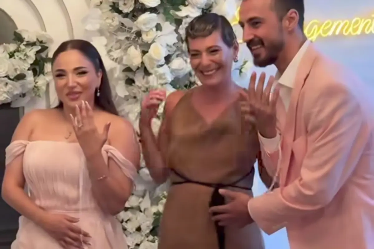 Roza Zərgərlinin oğlu nişanlandı - Video