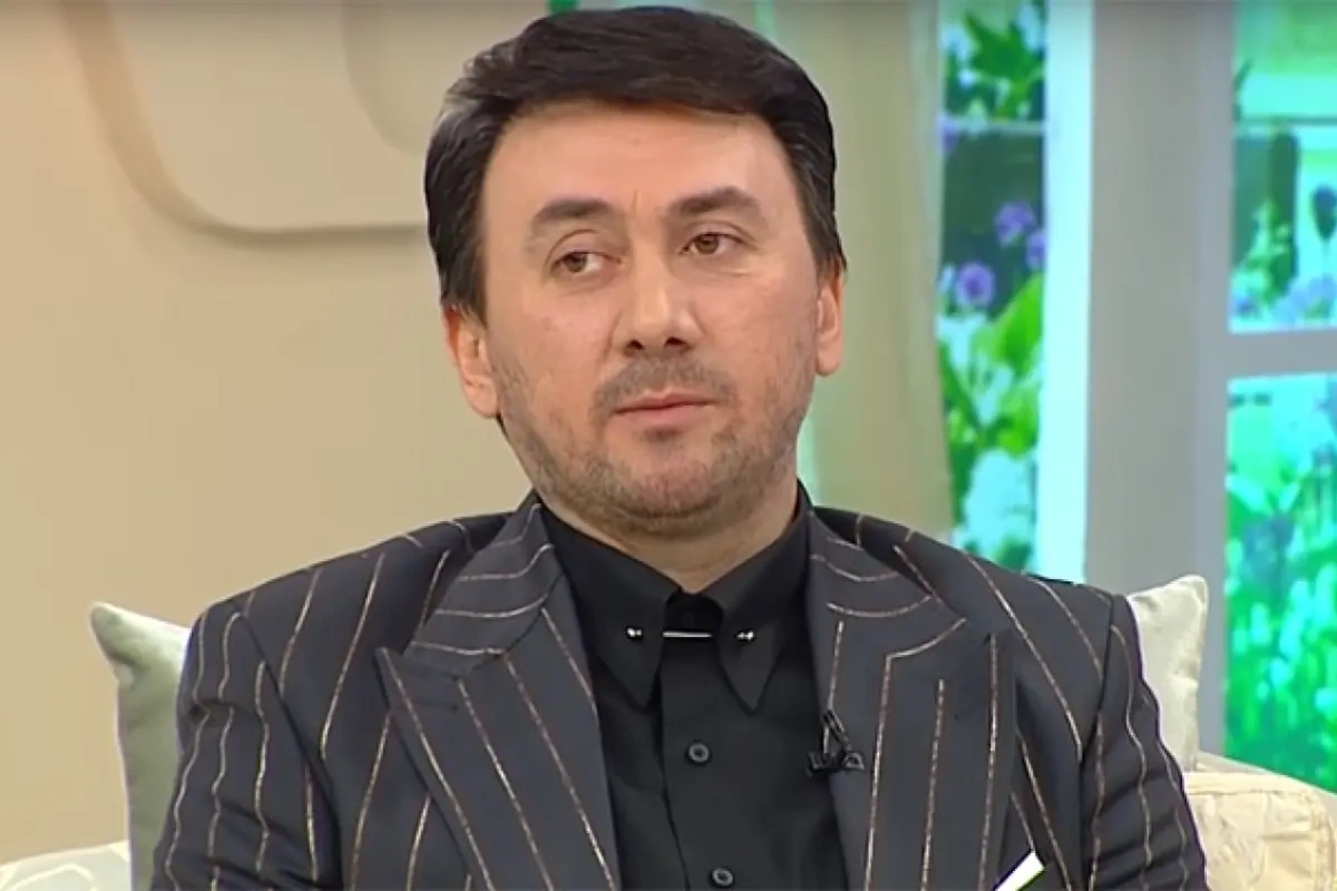Aqşin Fatehin atası vəfat etdi