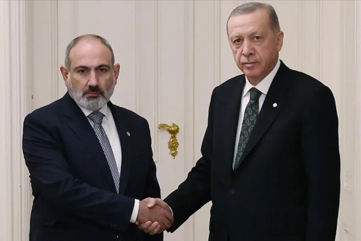 Ərdoğan və Paşinyan regional məsələləri müzakirə etdi