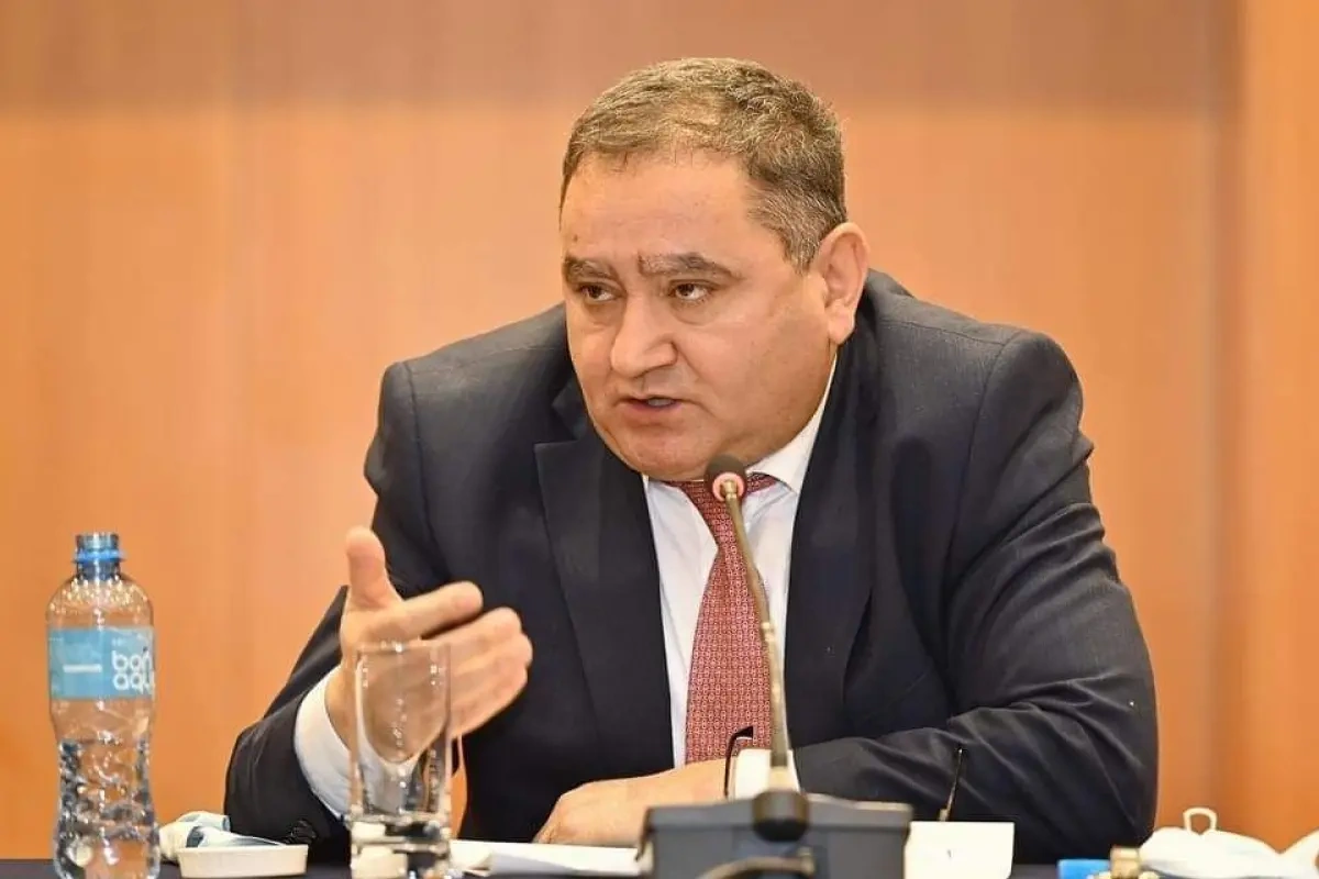 Etibar Əliyev istefa verdi