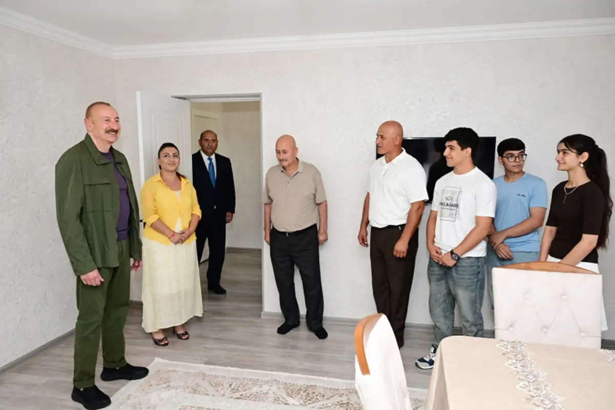 Prezident onlara qonaq getdi - Fotolar