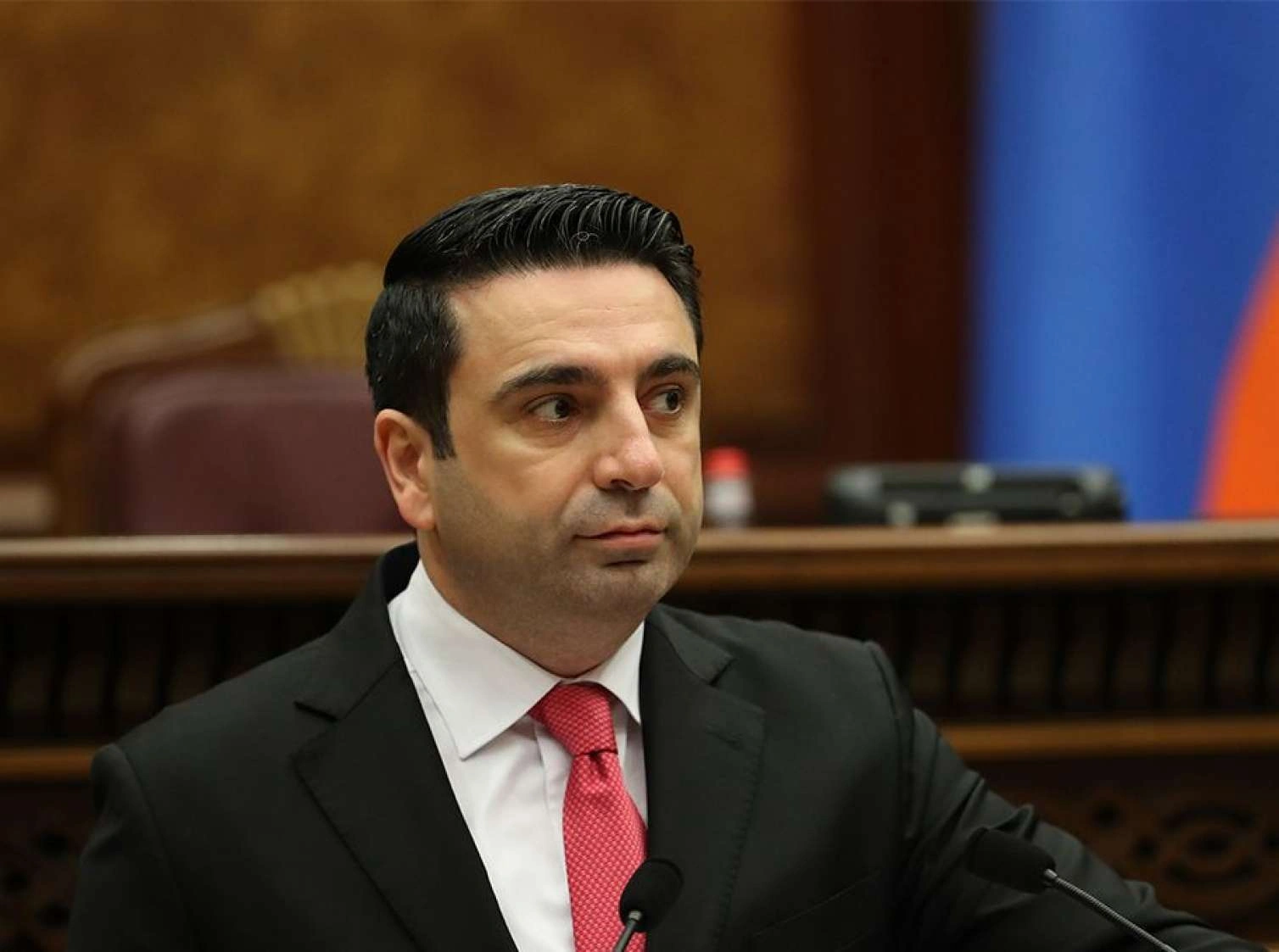 Alen Simonyan son sərəncamını verdi: Mükafat payladı