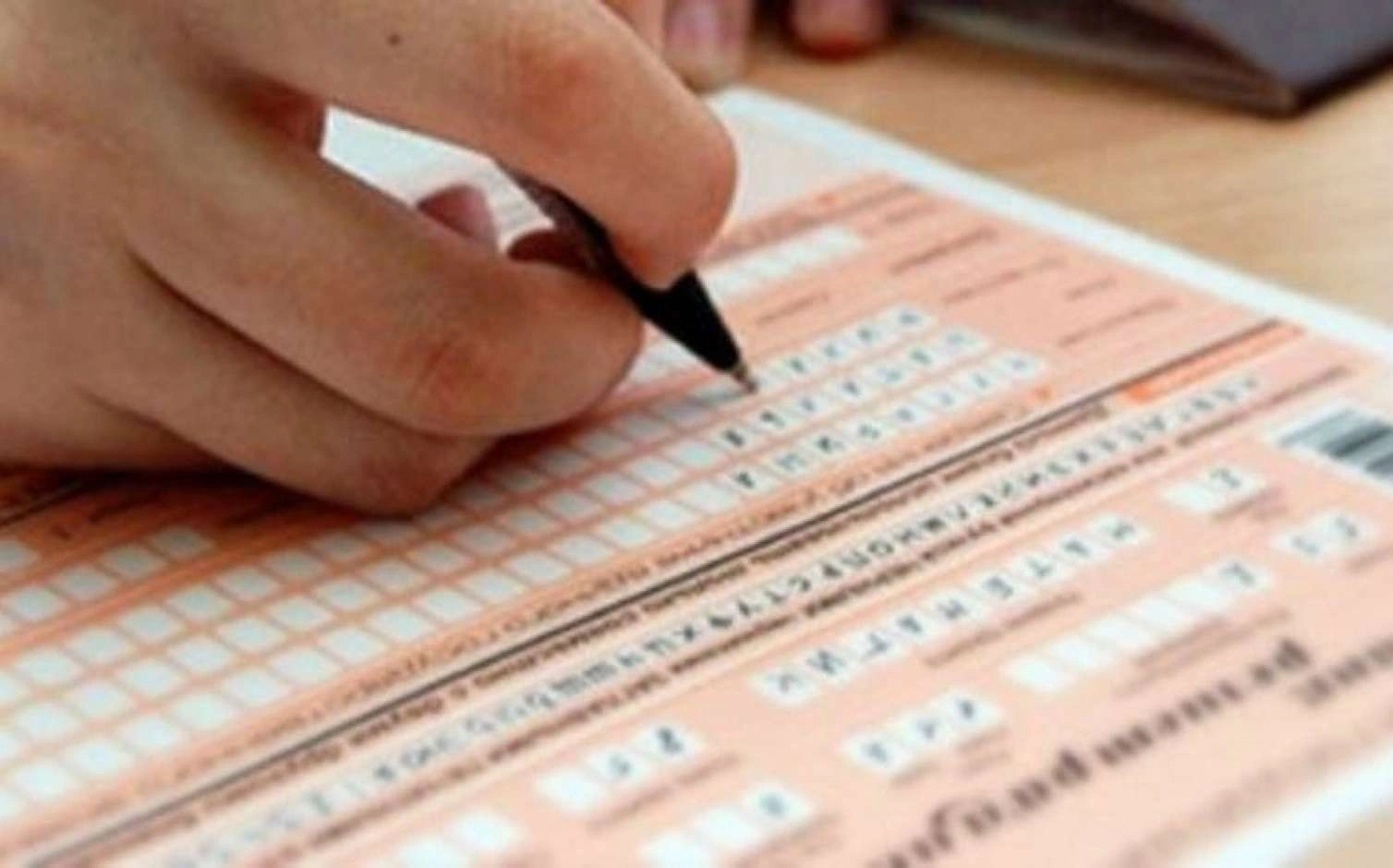 İmtahanda maksimum nəticə göstərən şagirdlərin adları